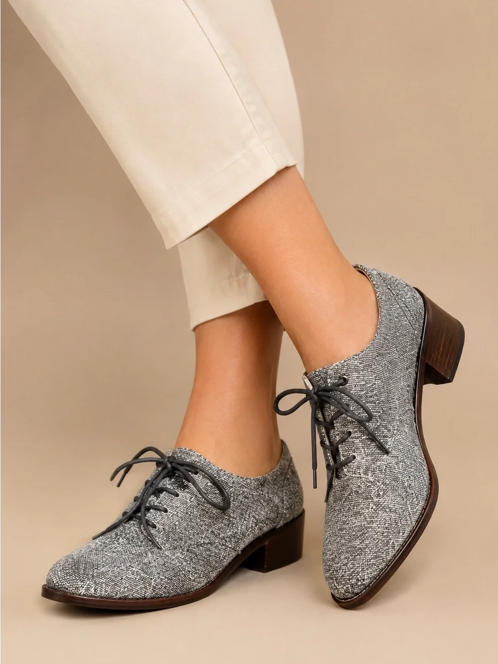 Louise et Cie Tweed Oxford Shoes Gray Leather Sole Size 8M / EU 38